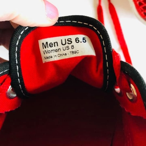 VANS Hello Kitty tennis shoes canvas sneakers 8 - Picture 5 of 6